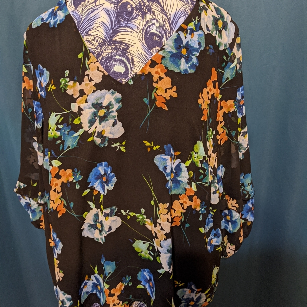 Calvin klein blousy 3/4 sleeve floral shirt